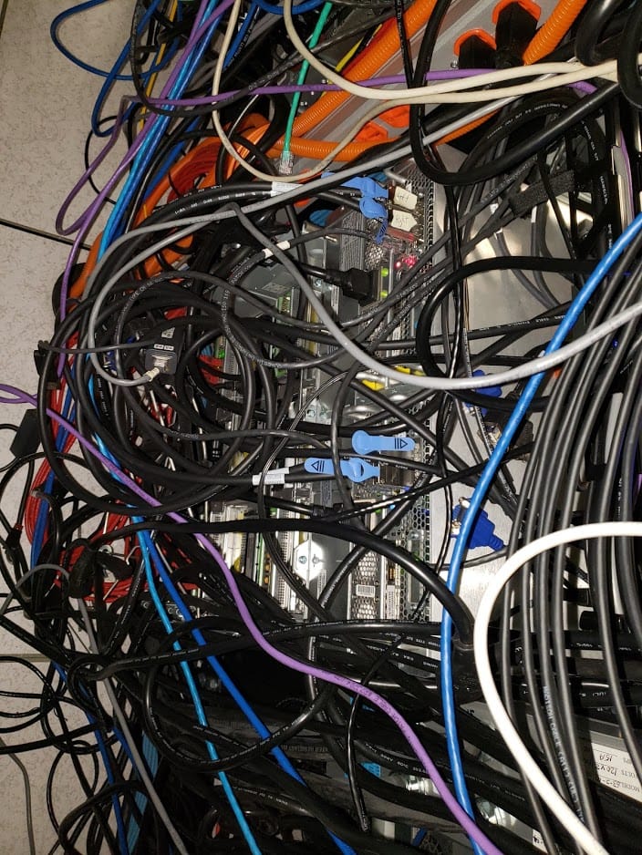 network rack cabling mess
